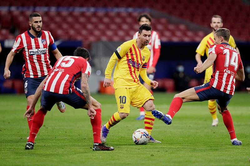 冲刺阶段西甲焦点战，上海申花遗憾出局，质疑声仍在，阵容厚度经受考验